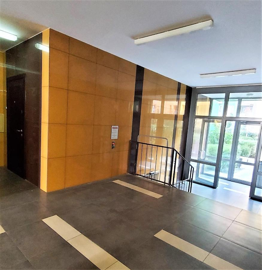 Смарт-Апартаменти На 1 Поверсі Kyiv Exterior foto